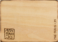 Back and solid limewood edge of mne-dur-16-37 by ARISNOJO.